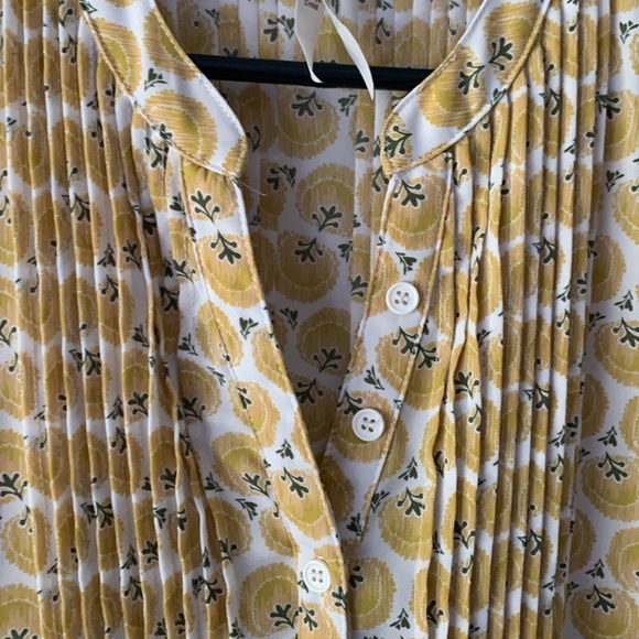 Yellow Patterned Women's Top - Picture 6 of 10